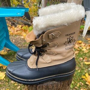 SOREL Tracker Buff Tall Sherpa Lined Waterproof Snow Boots Men’s 9